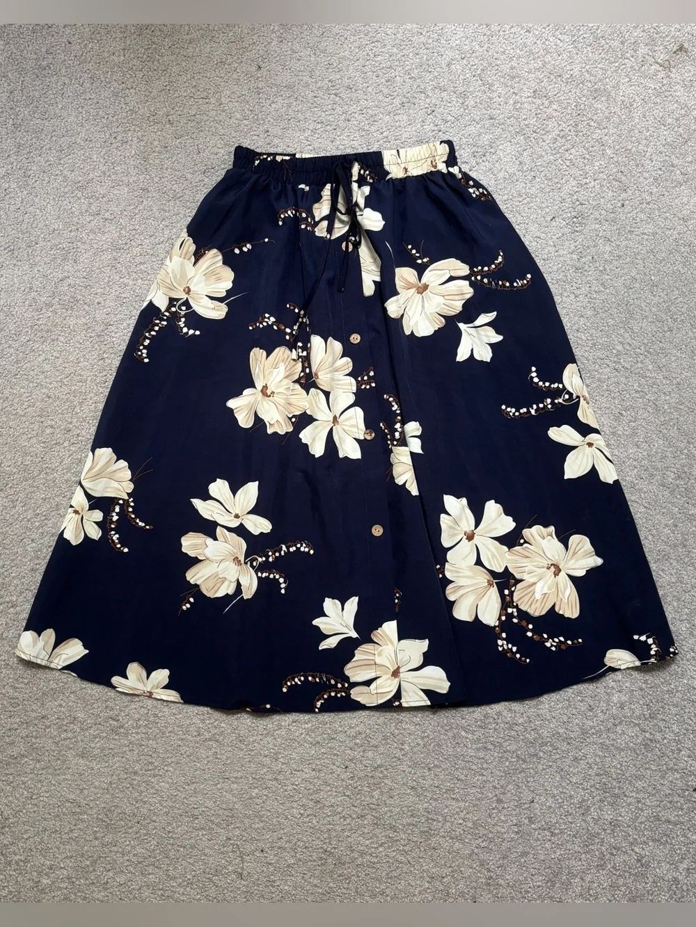 SHEIN Navy and Cream Floral Midi Skirt with Button Accents